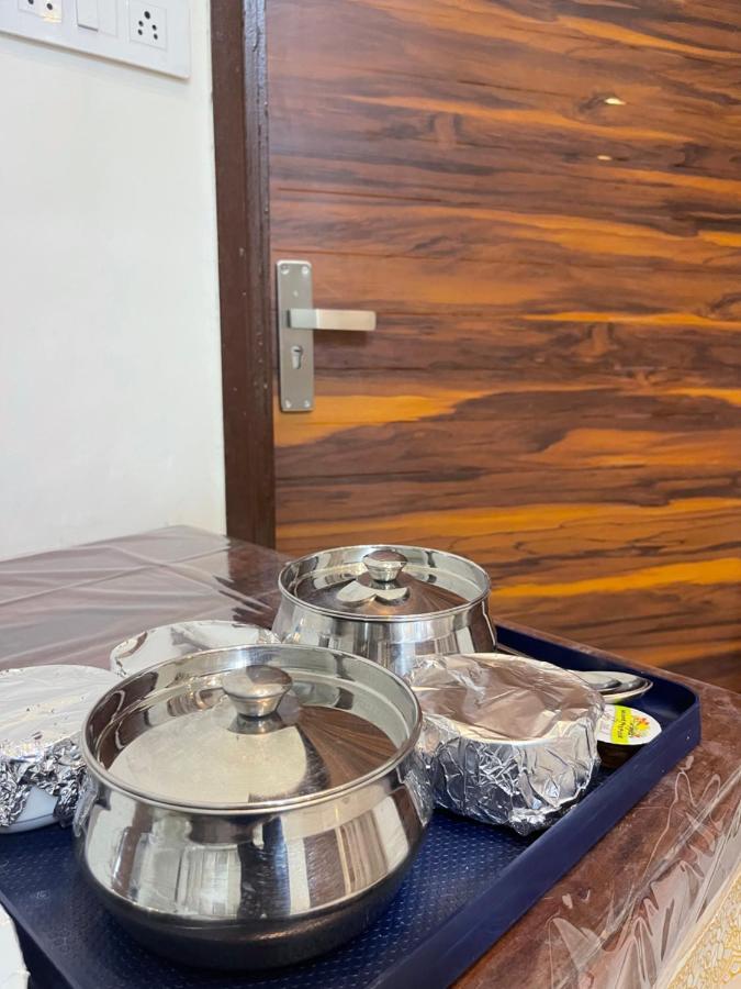 Homestay Comforts 500M From Amritsar Airport Extérieur photo